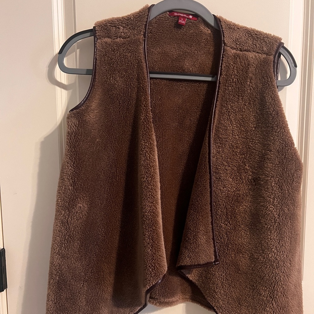 Sievergate Brown Vest